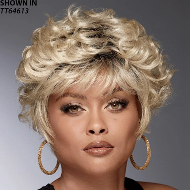 Chenel Short Wavy Wig (image 1 of 3)